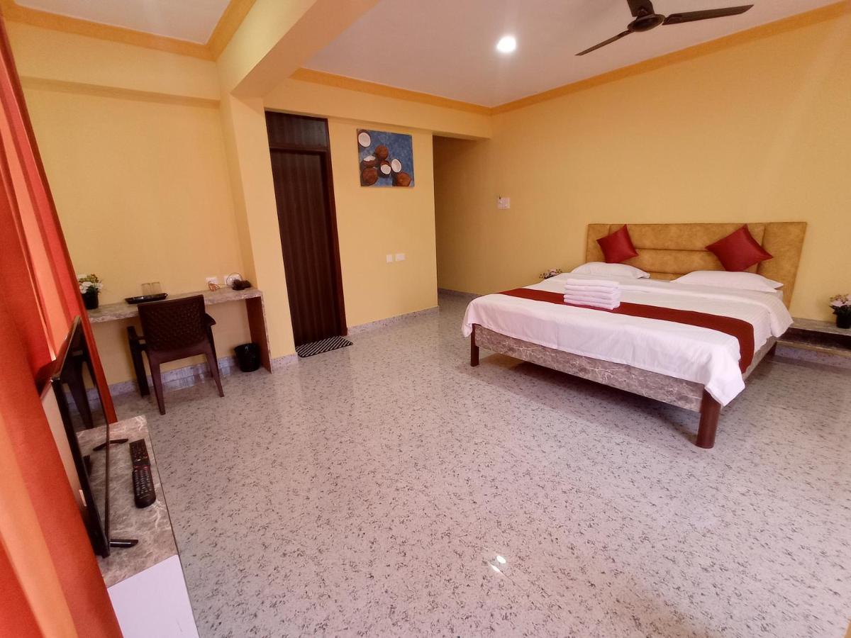 Brit'S Palace Goa Agacaim Exterior foto