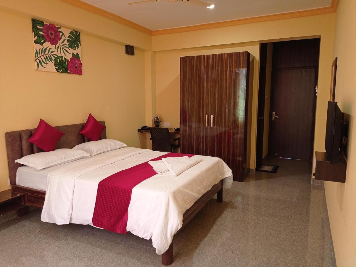 Brit'S Palace Goa Agacaim Exterior foto